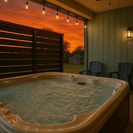 Mountain View Lodge: Pigeon Forge Retreat with Future Hot Tub
